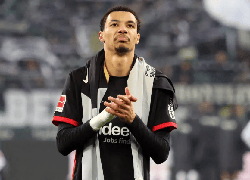 绝了，求购1亿混子前锋！曼联首签曝光！德甲刷数据，恐再次吃亏